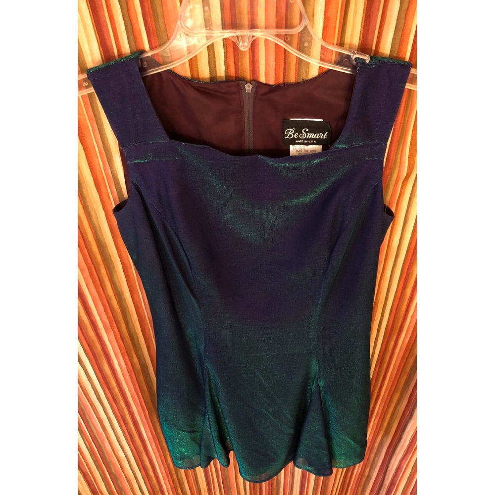 ❄️Color Shifting Cocktail Dress - Picture 5 of 6